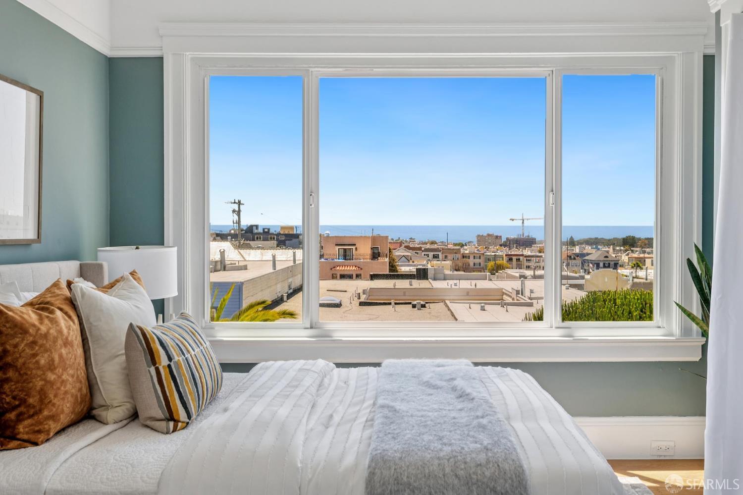 1371-1373 16th Avenue