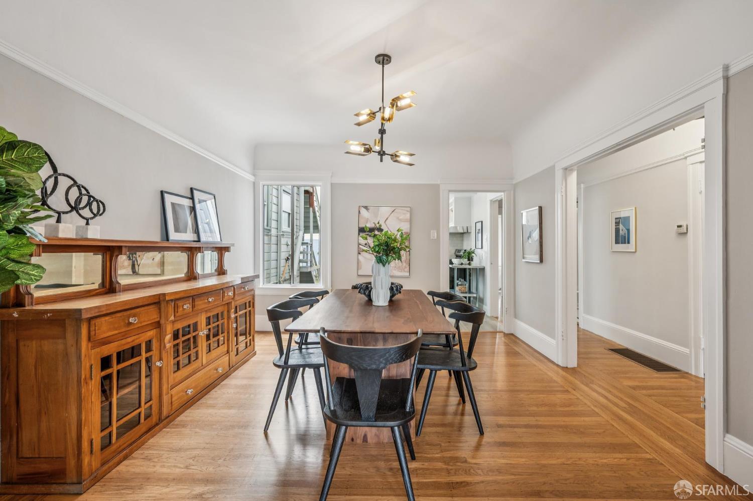 1371-1373 16th Avenue