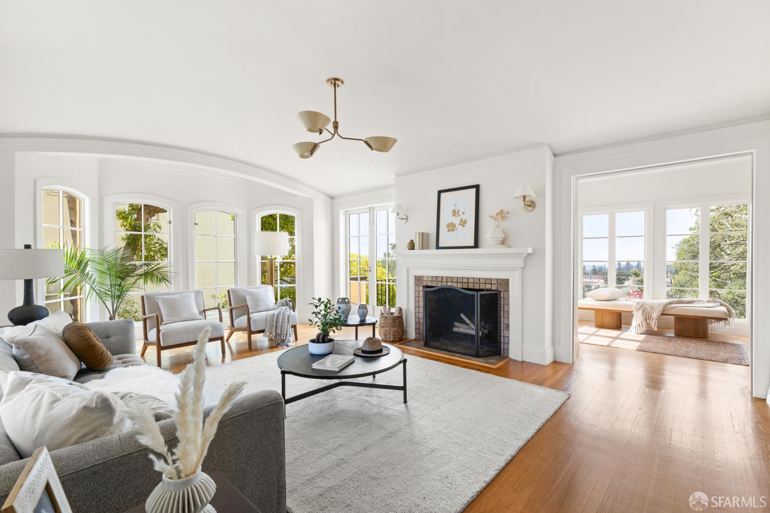 1842 Leimert Boulevard