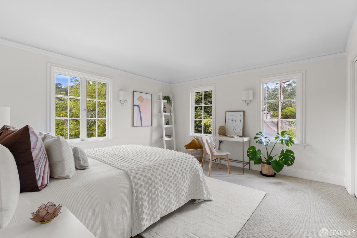 1842 Leimert Boulevard