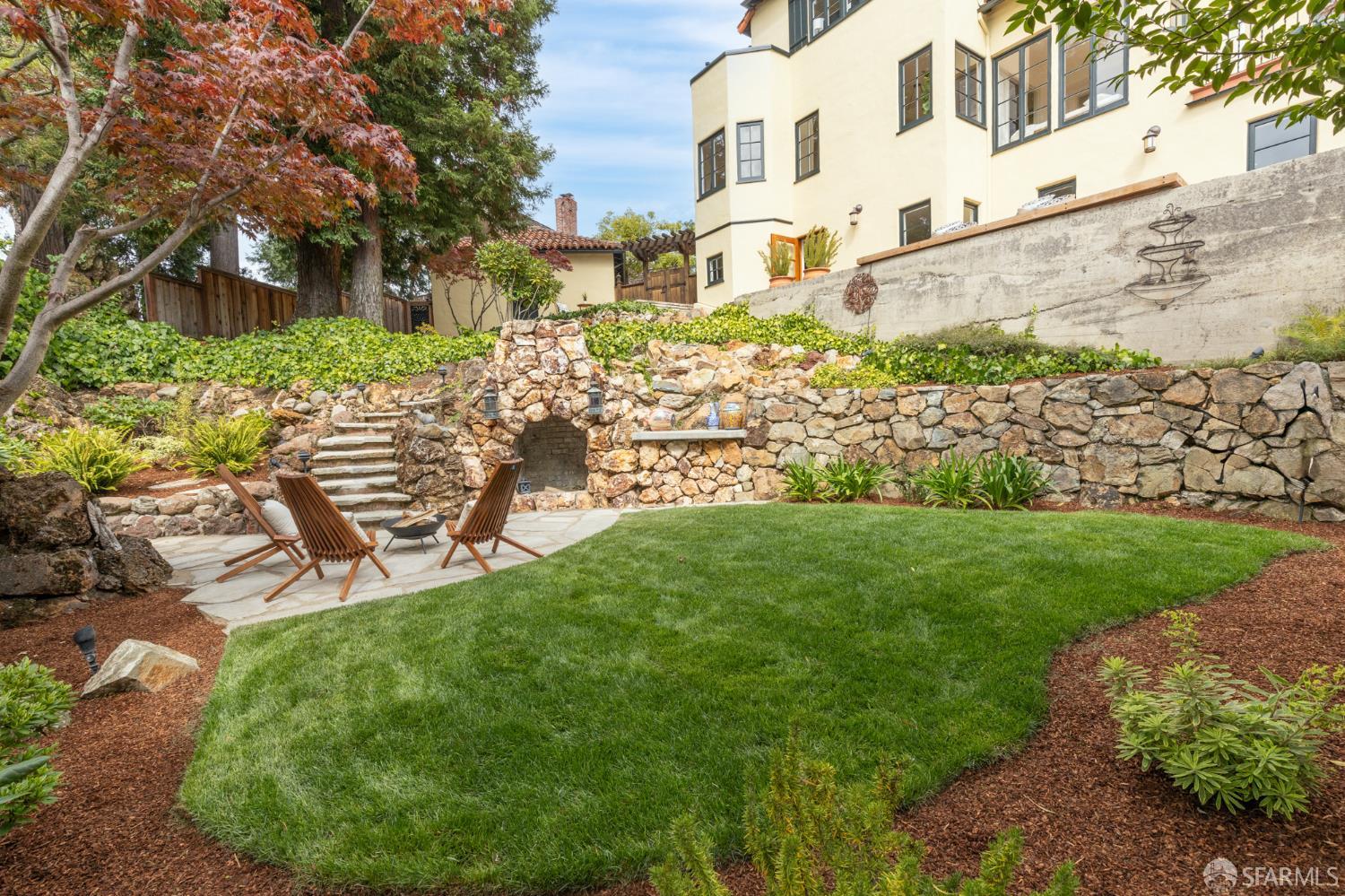 1842 Leimert Boulevard