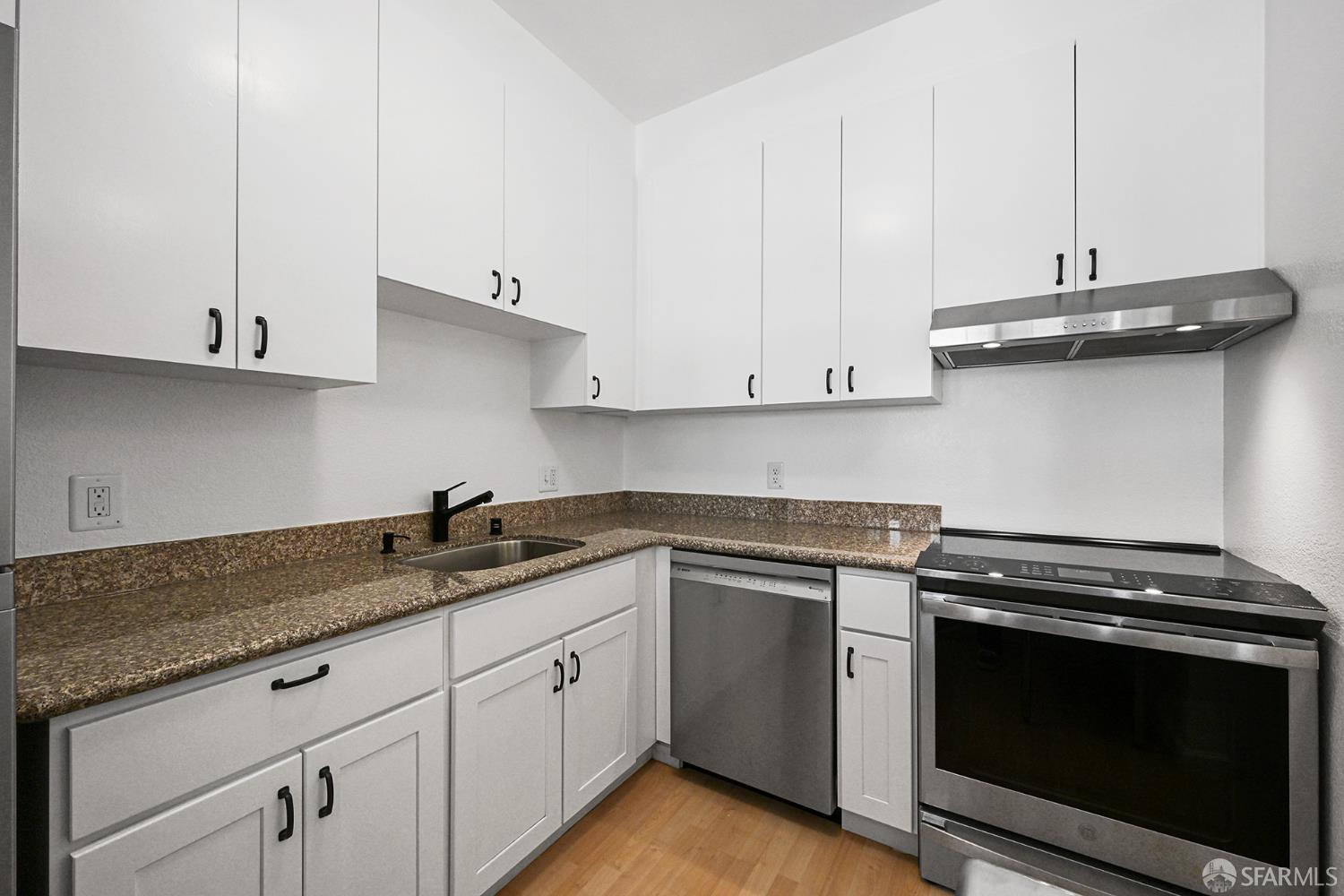 180 7th Street # 208