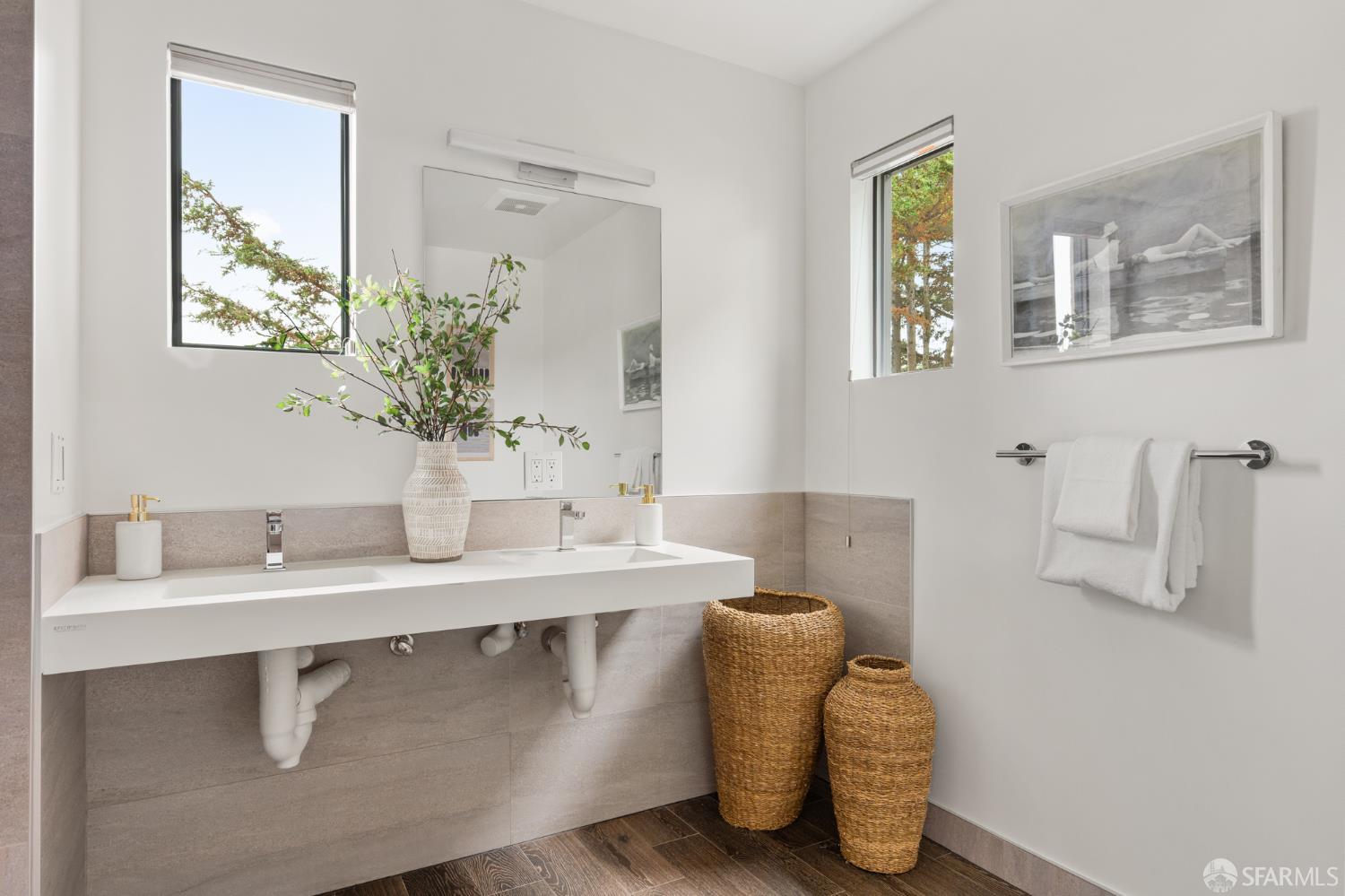 2747 San Pablo Avenue # 204