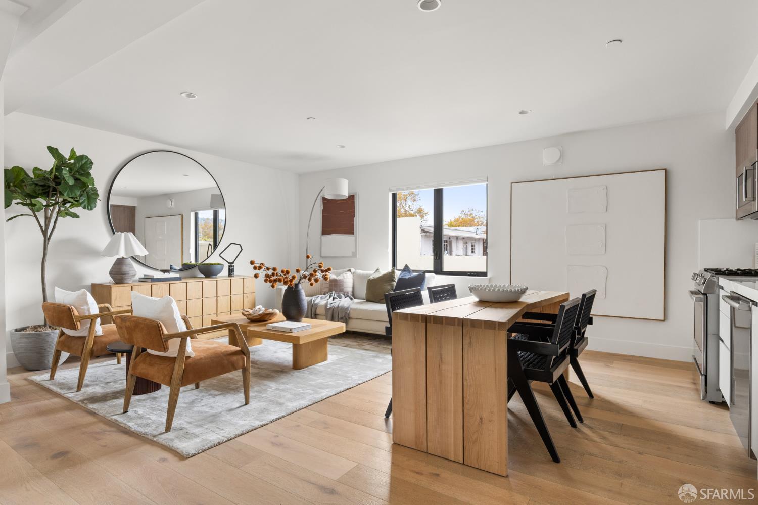 2747 San Pablo Avenue # 204