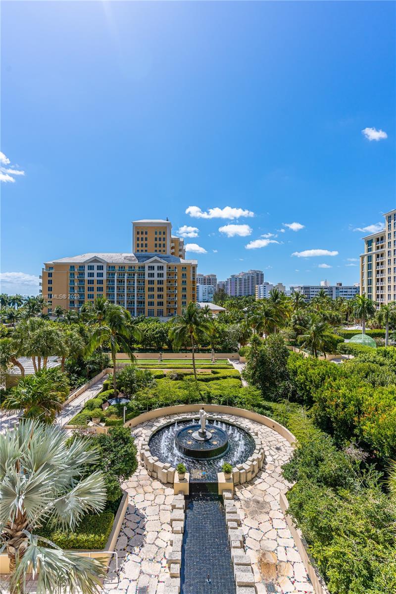 430 Grand Bay Dr # 505