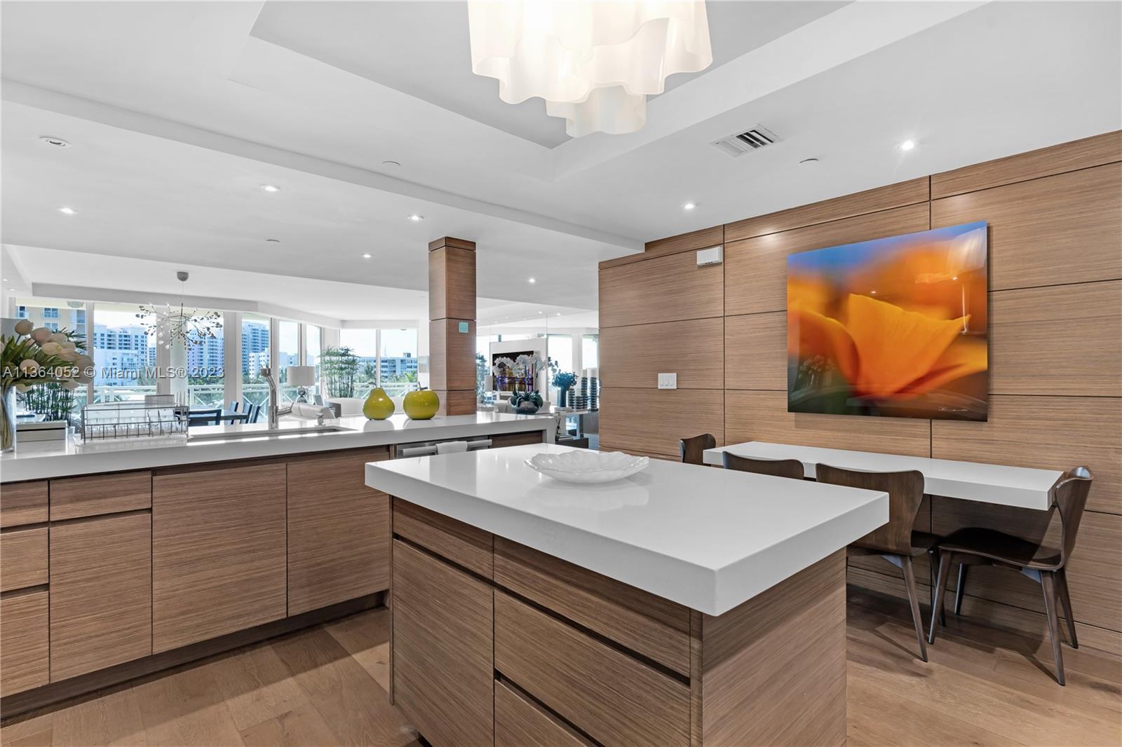 430 Grand Bay Dr # 505