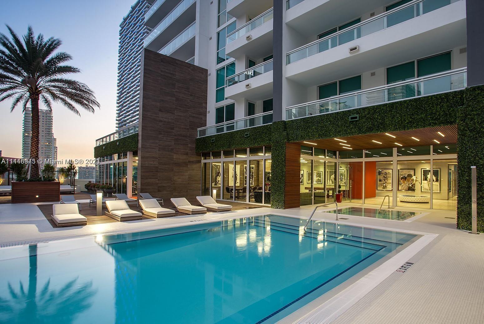 1080 Brickell Ave # 2601