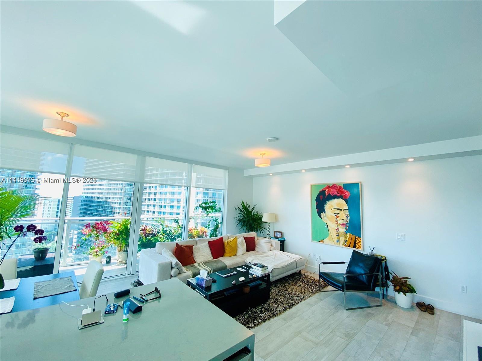 1080 Brickell Ave # 2601