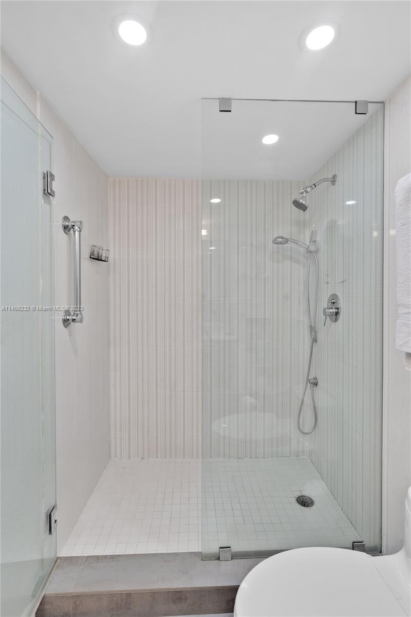 1627 Brickell Ave # 2405