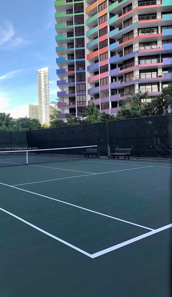 1627 Brickell Ave # 2405