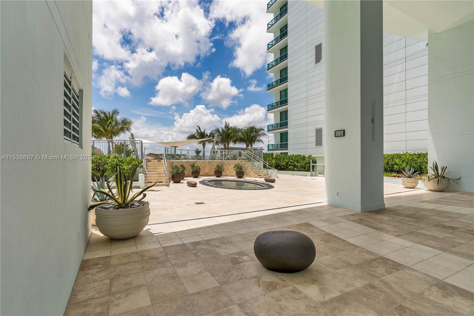 900 Biscayne Blvd # 3809