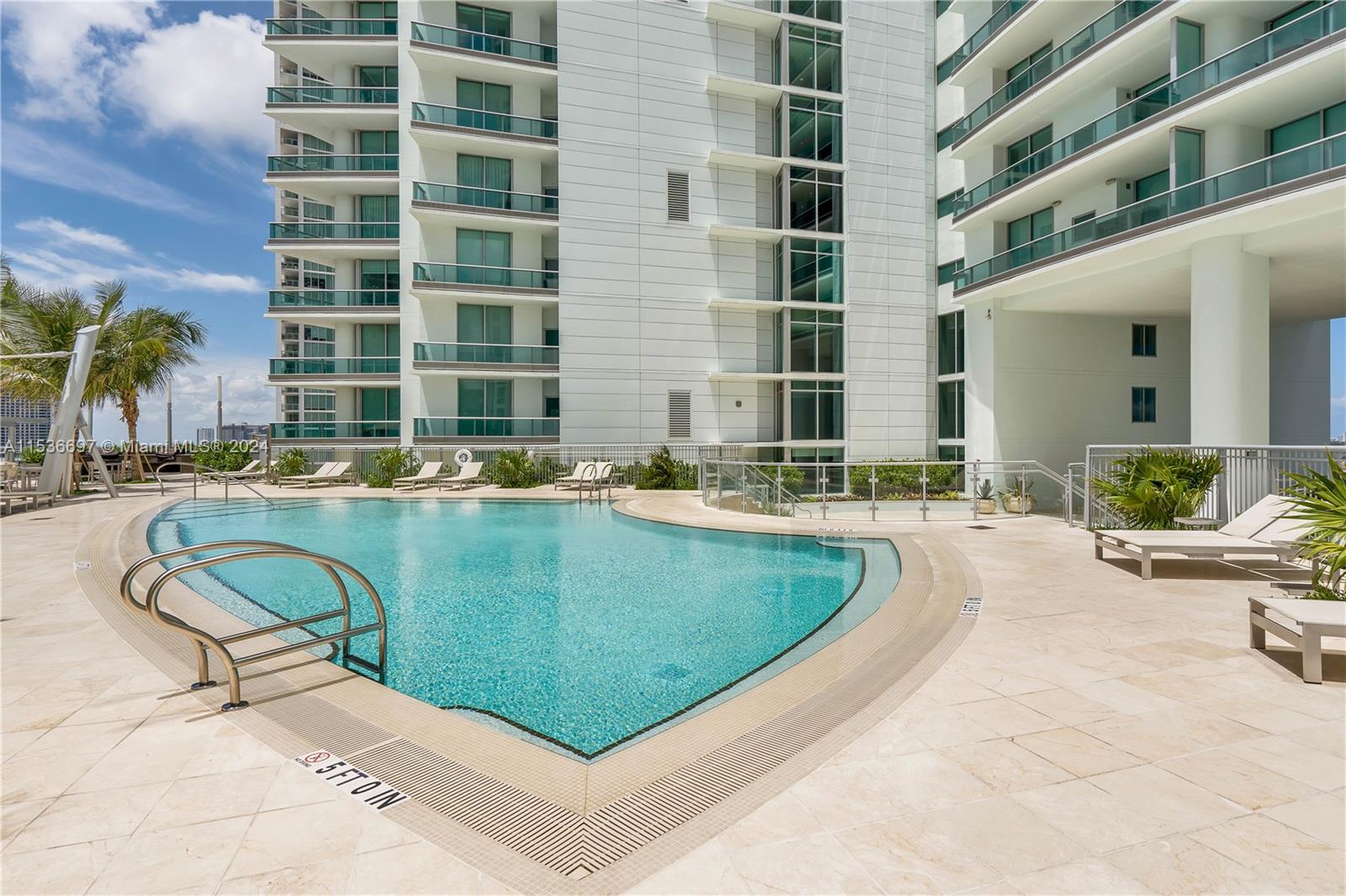 900 Biscayne Blvd # 3809