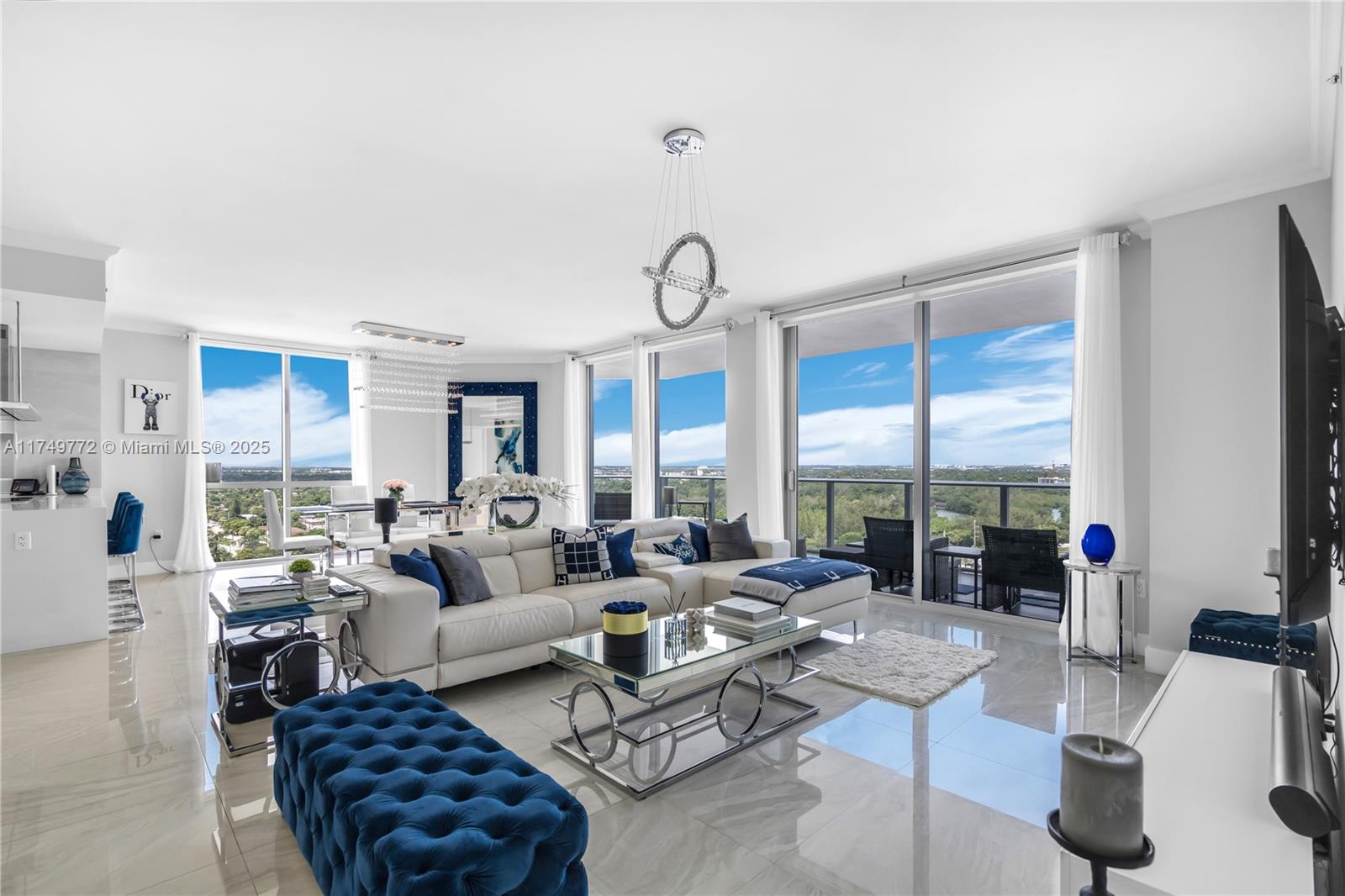 17111 Biscayne Blvd # 2001