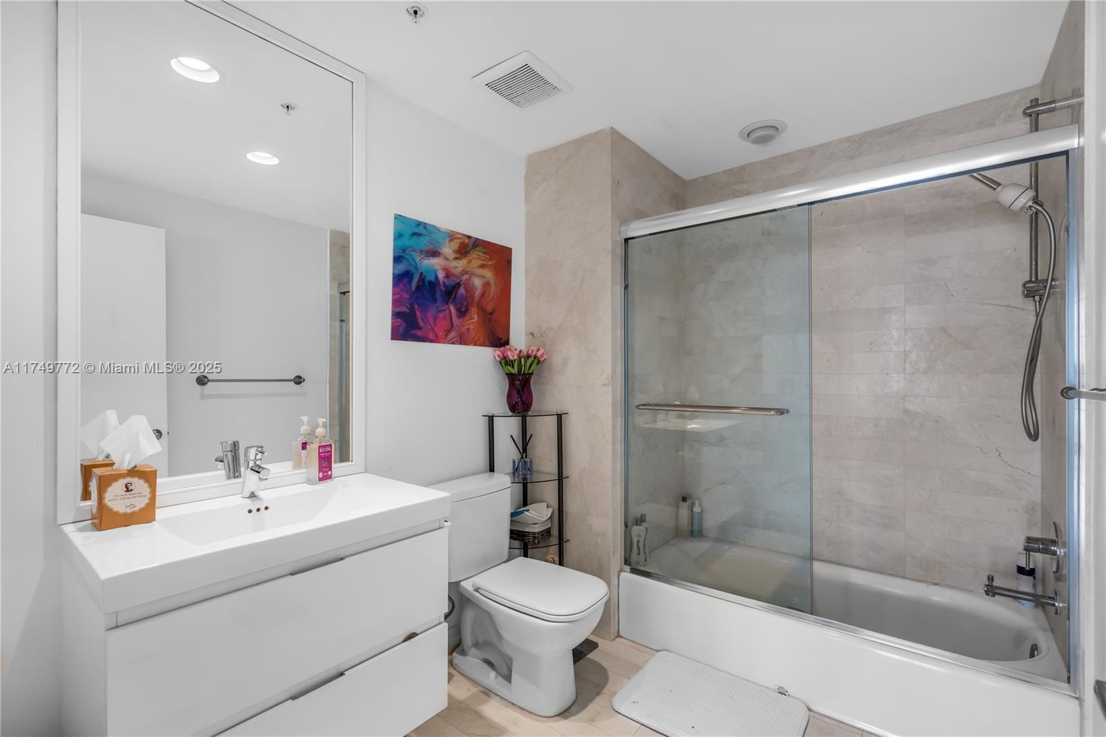 17111 Biscayne Blvd # 2001