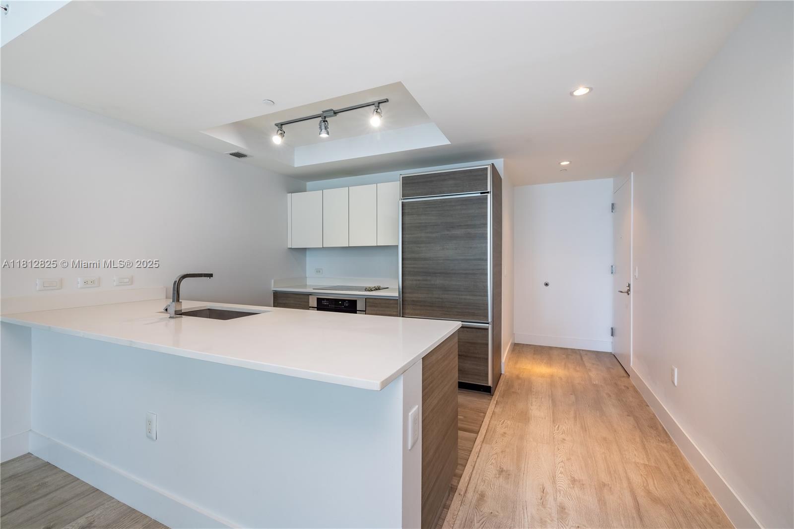 1100 S Miami Ave Unit: 1704