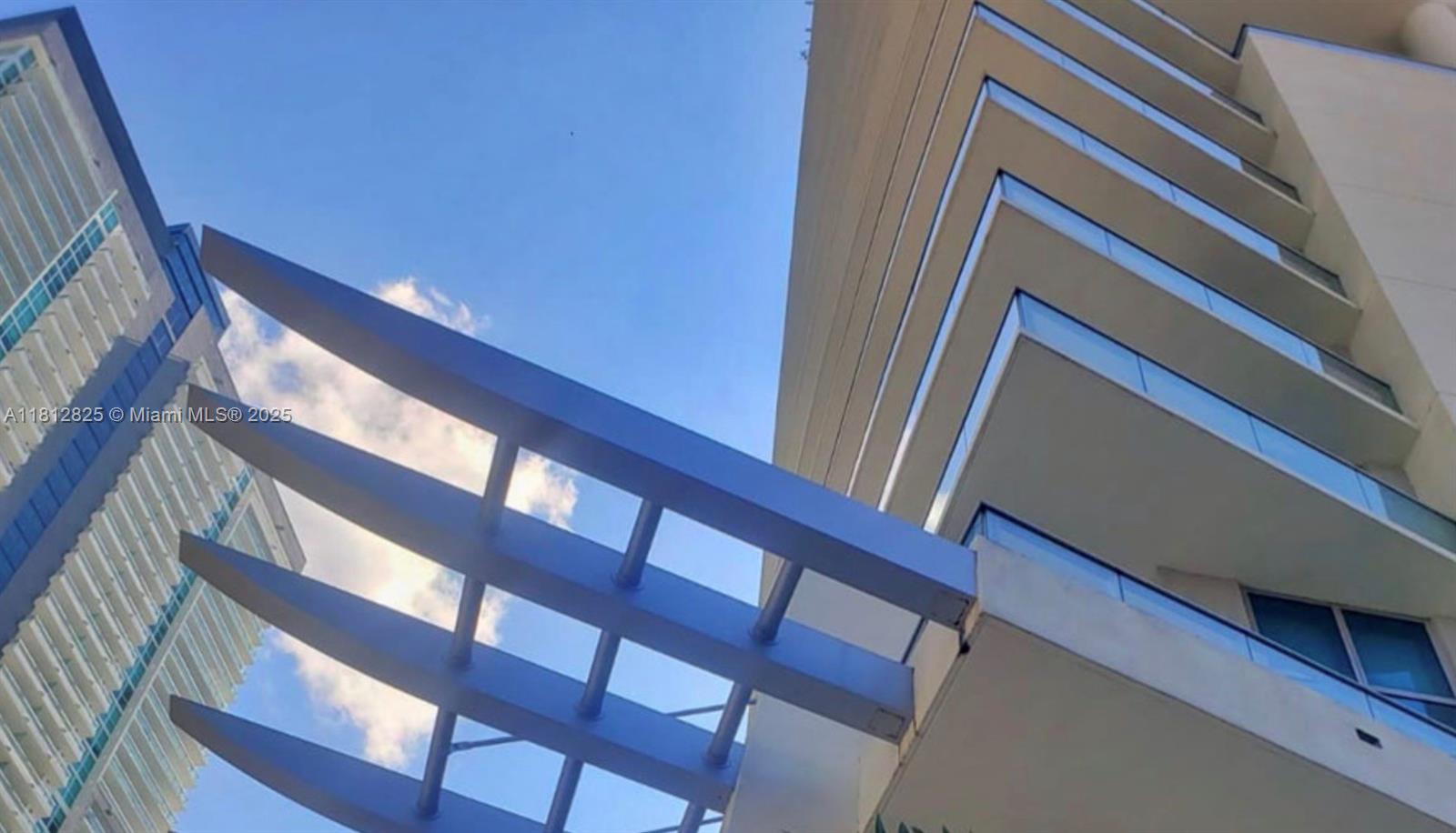 1100 S Miami Ave Unit: 1704