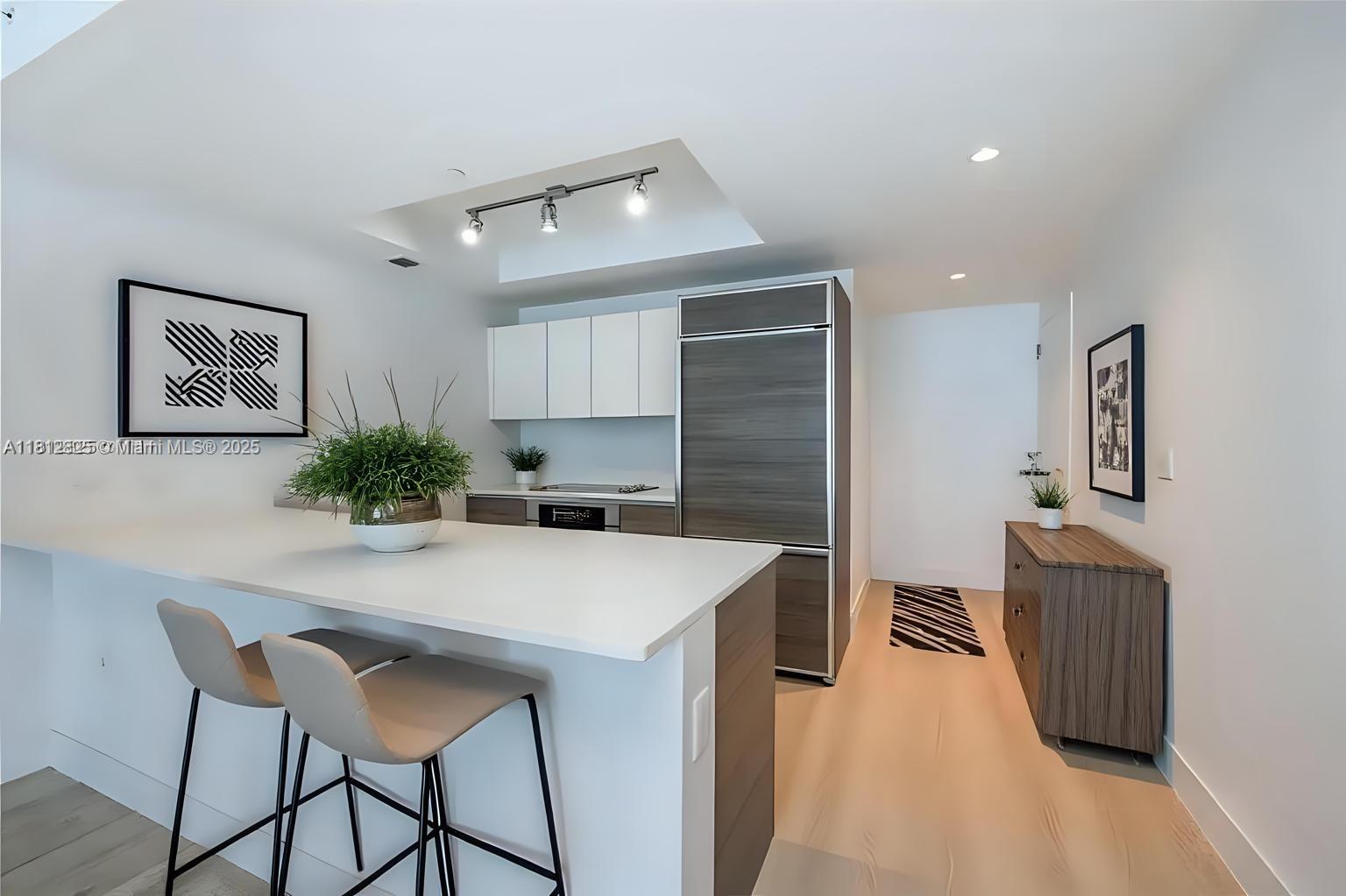 1100 S Miami Ave Unit: 1704