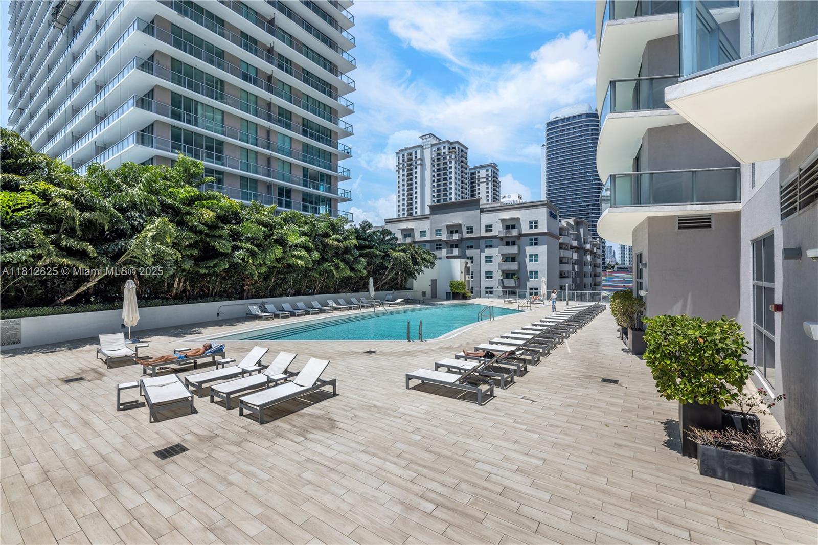 1100 S Miami Ave Unit: 1704