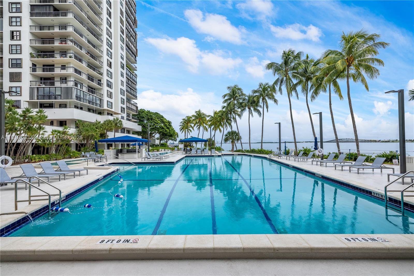 2333 Brickell Ave # 416