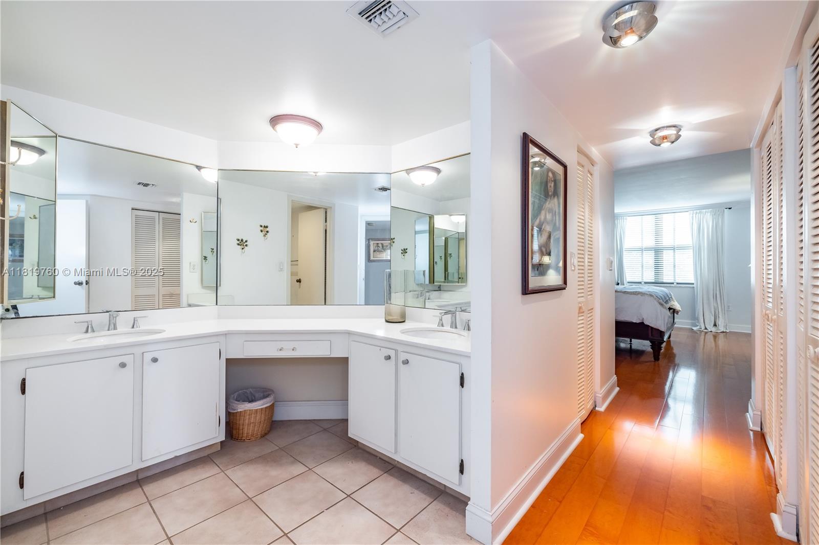 2333 Brickell Ave # 416