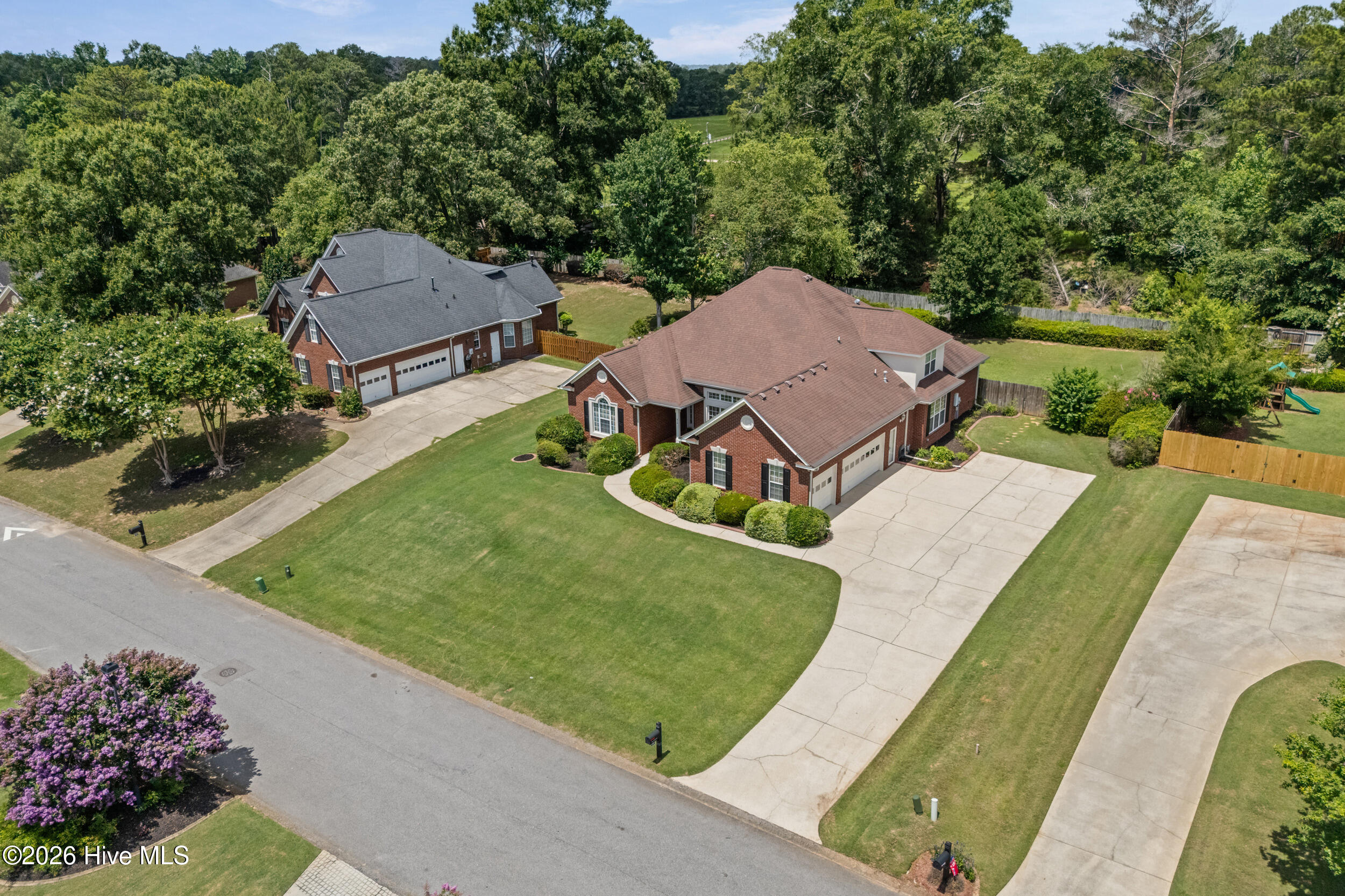976 Windmill Parkway