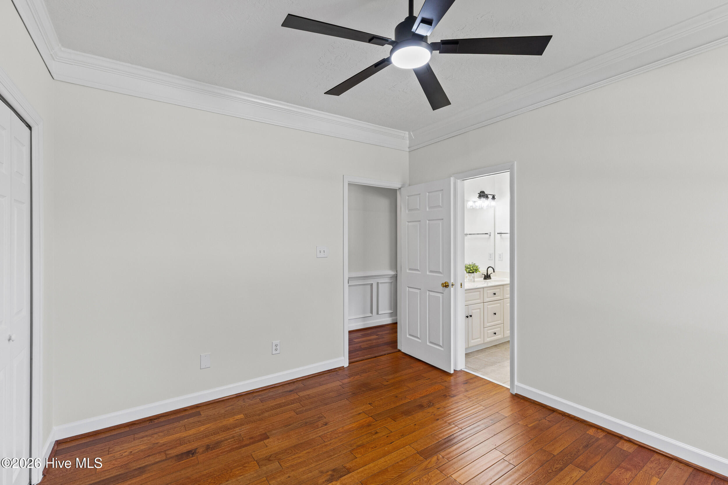 976 Windmill Parkway