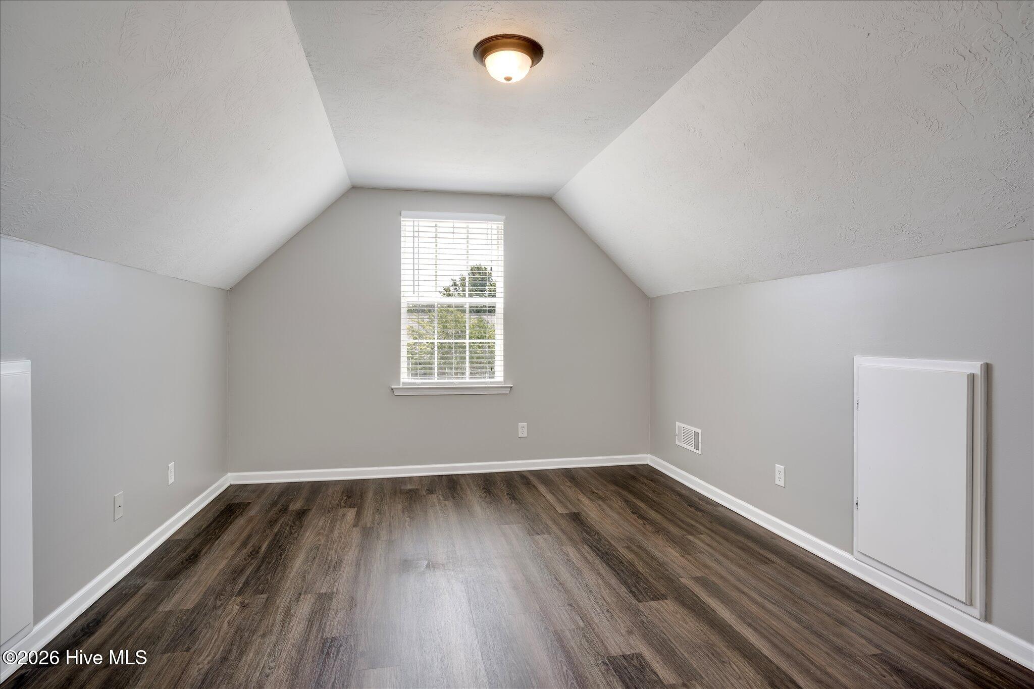 6005 Great Glen
