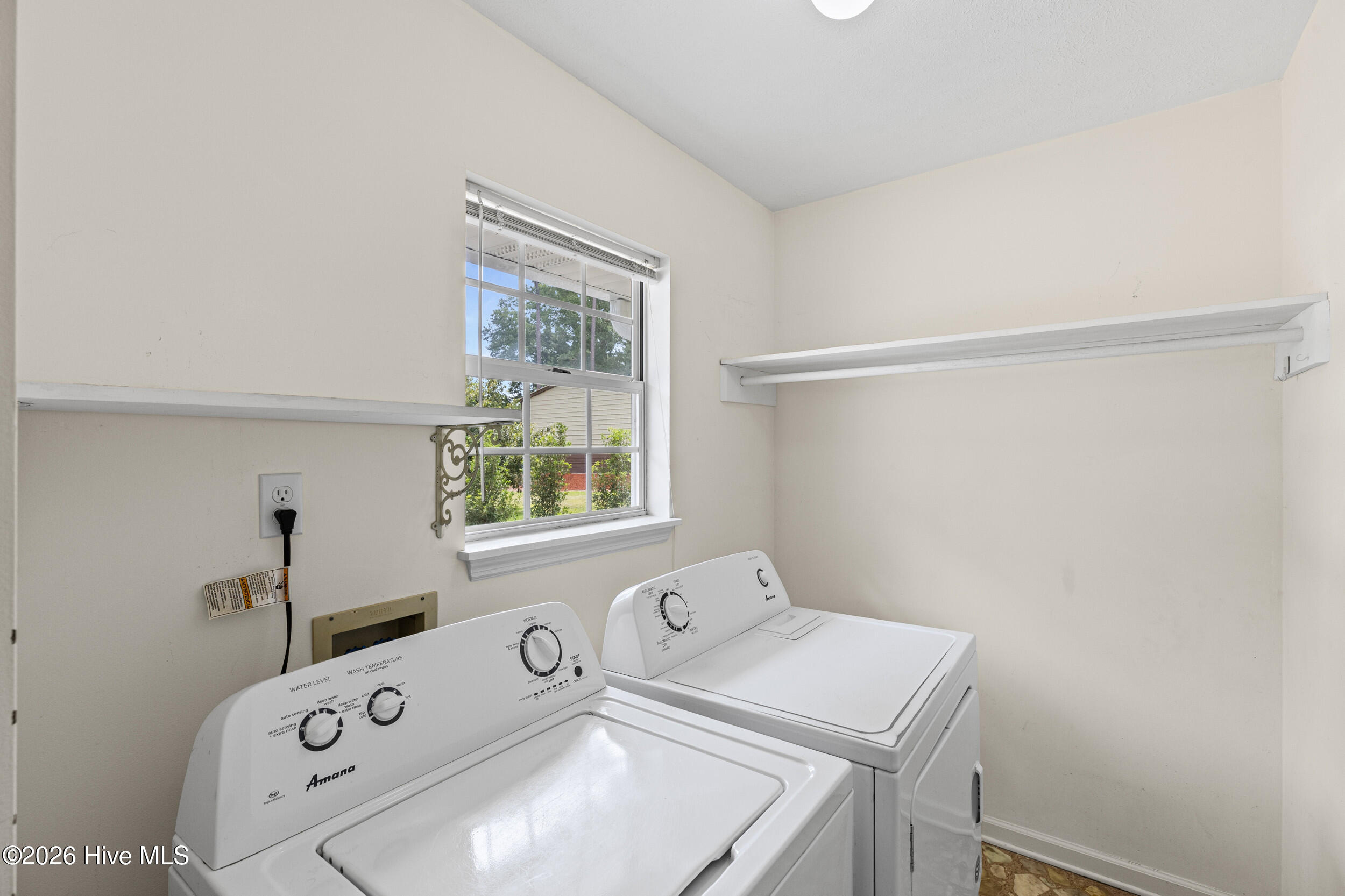 1390 Carl Drive