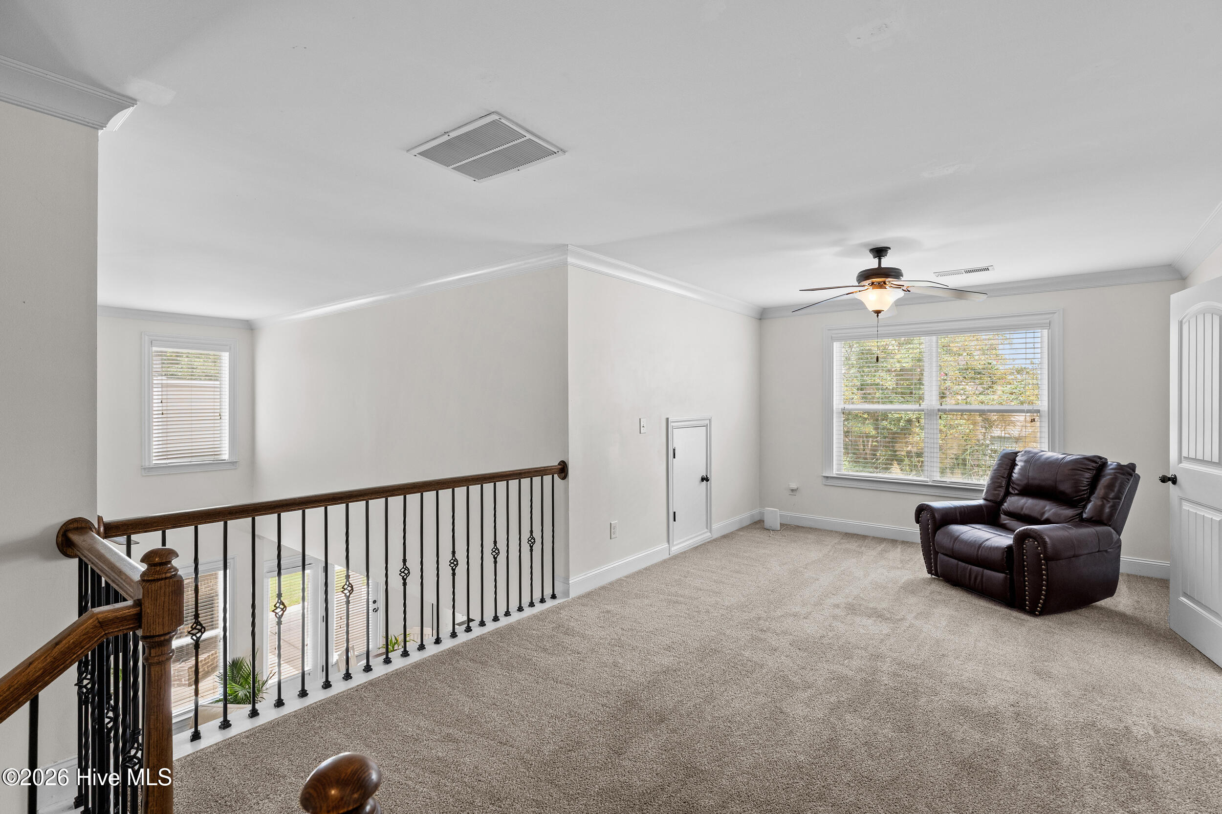 5613 Sunbury Loop