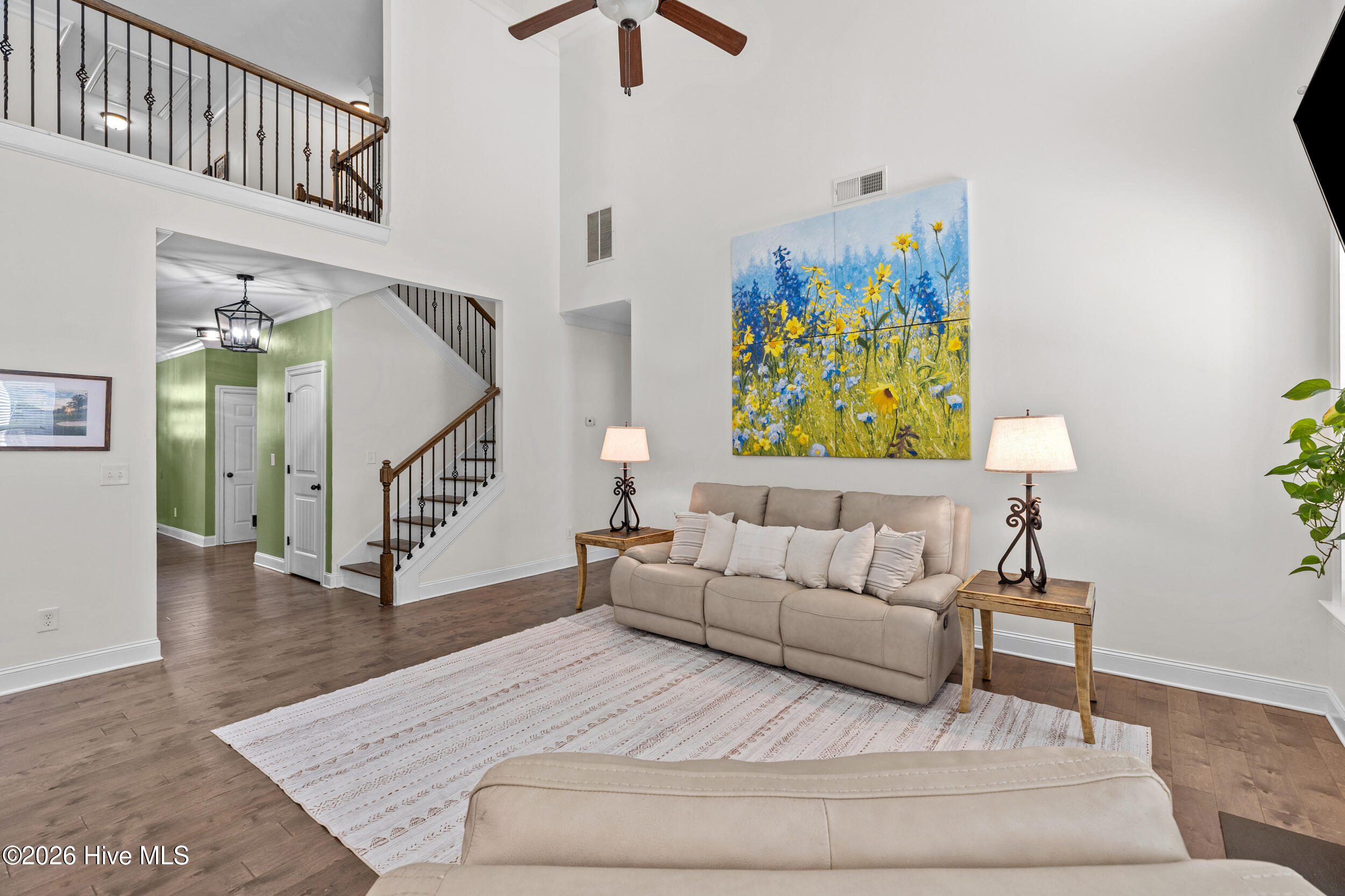 5613 Sunbury Loop