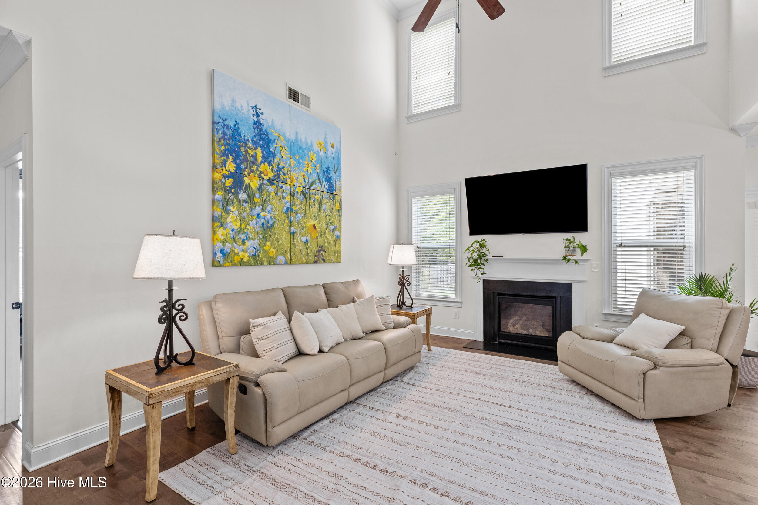 5613 Sunbury Loop