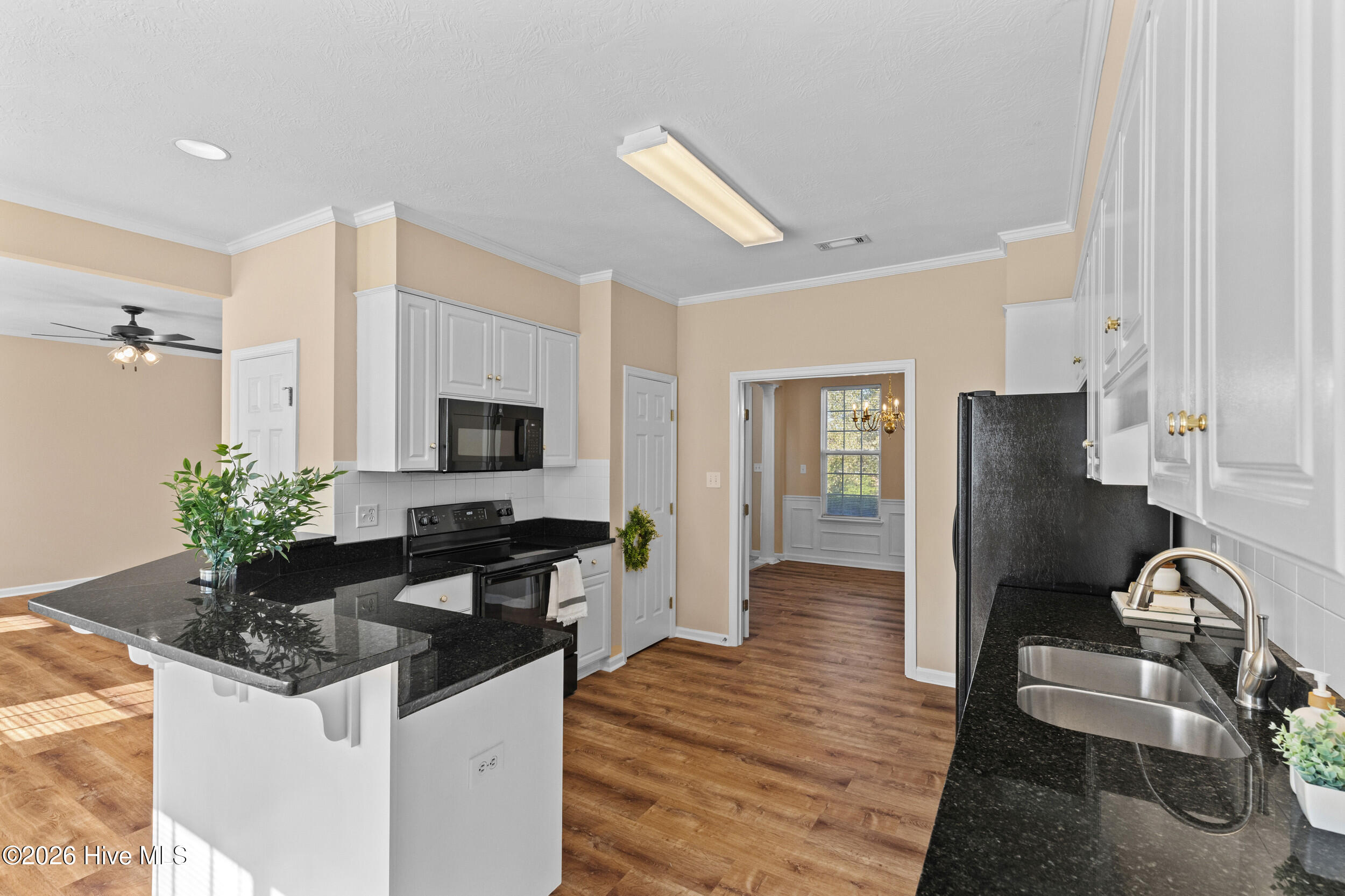 352 Heath Way