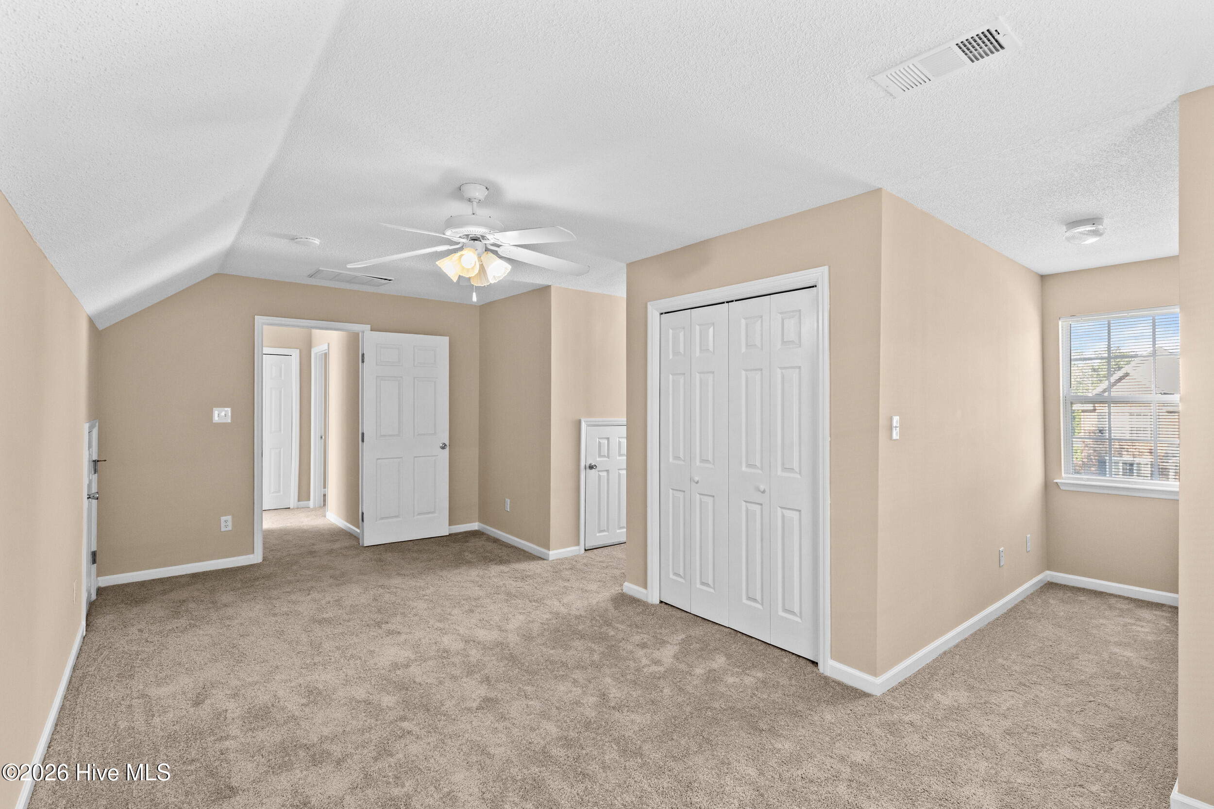 352 Heath Way