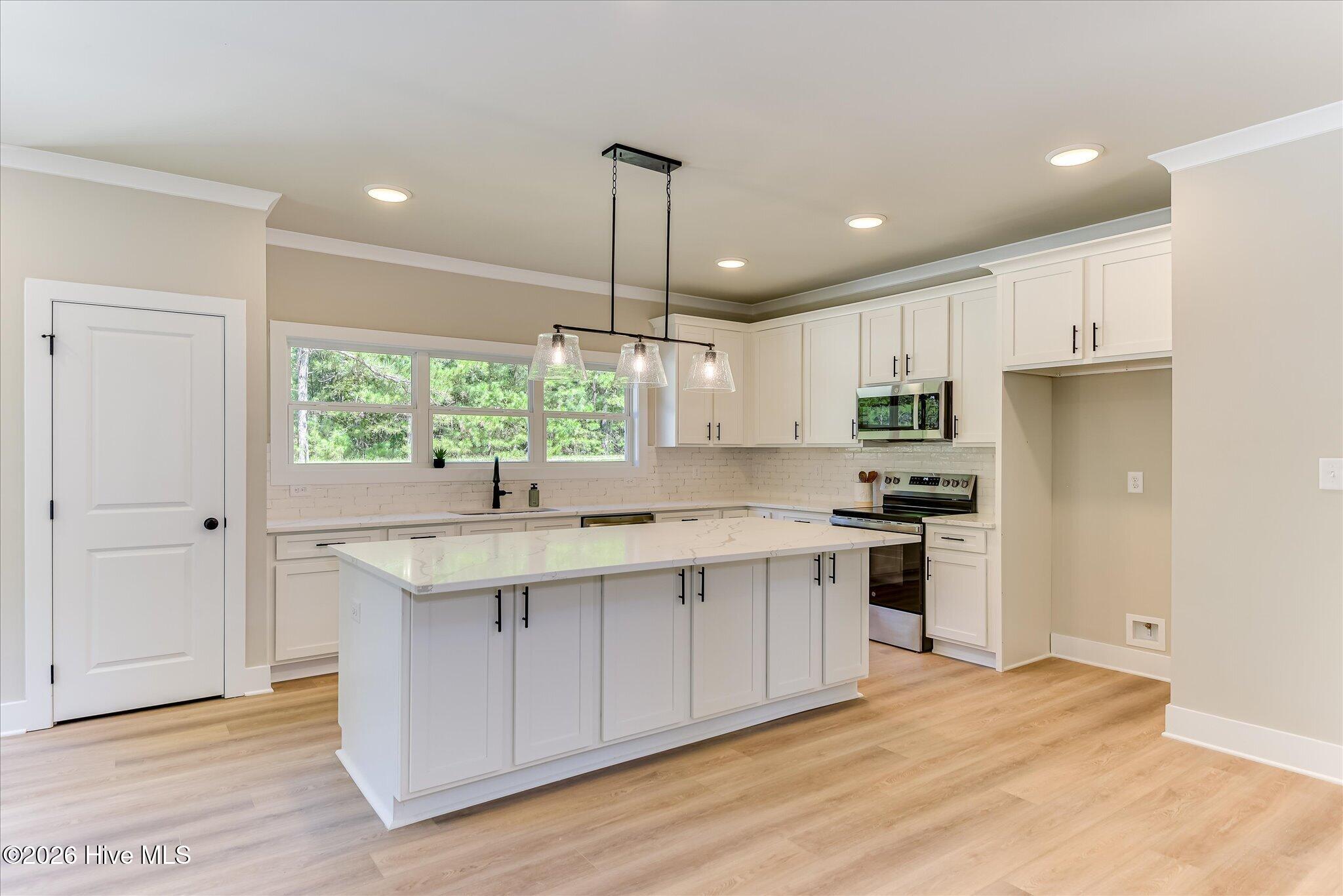 1192 Sunset Cove