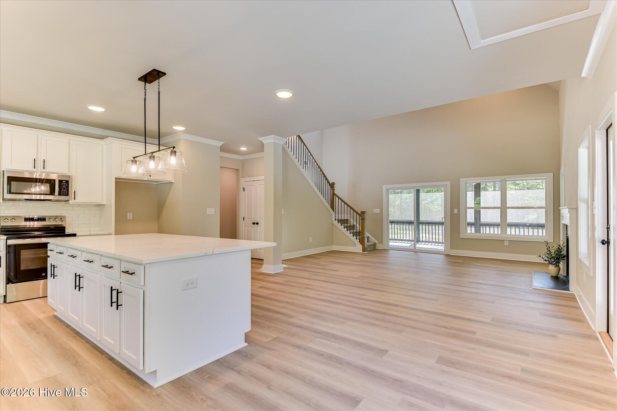 1192 Sunset Cove