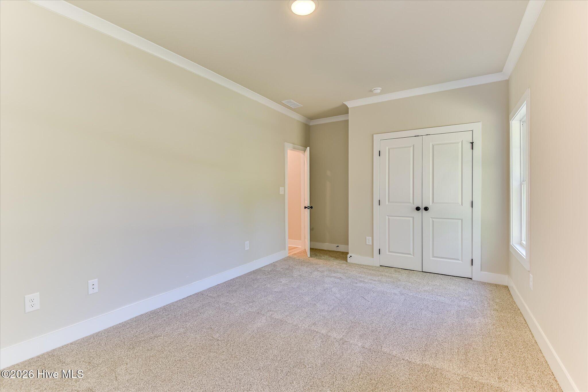 1021 S Pointe Court