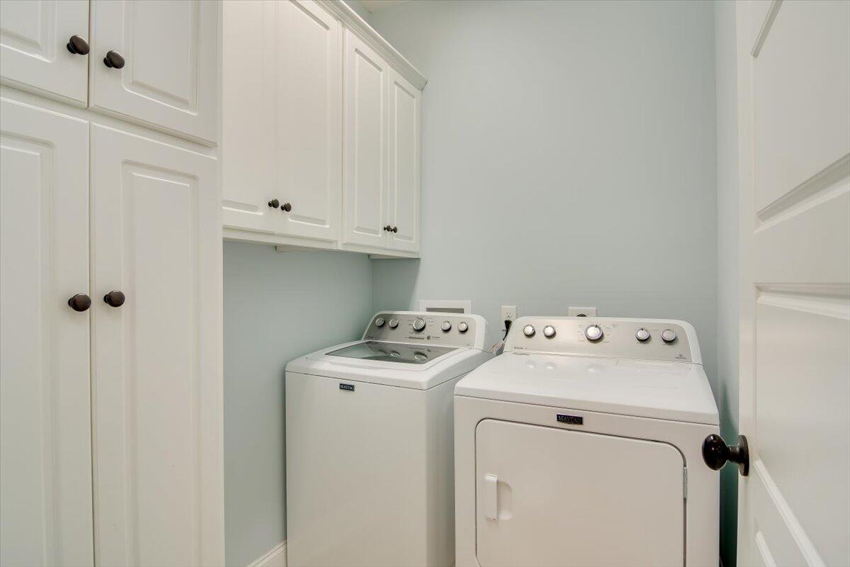 3016 Greymoor Circle