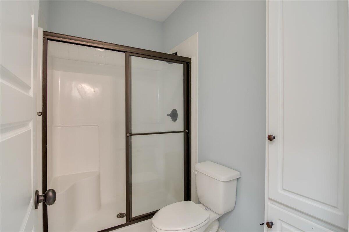 3016 Greymoor Circle