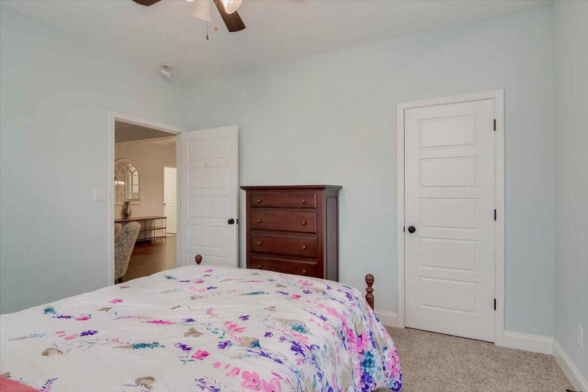 3016 Greymoor Circle