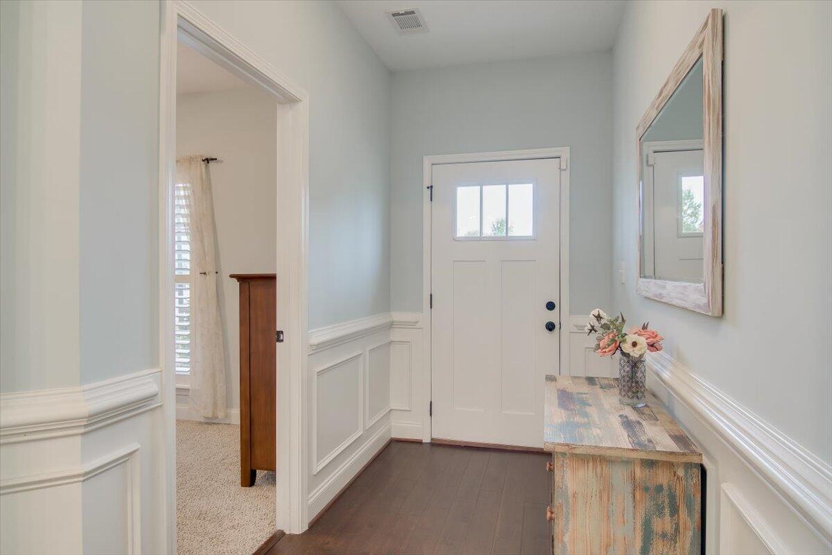 3016 Greymoor Circle