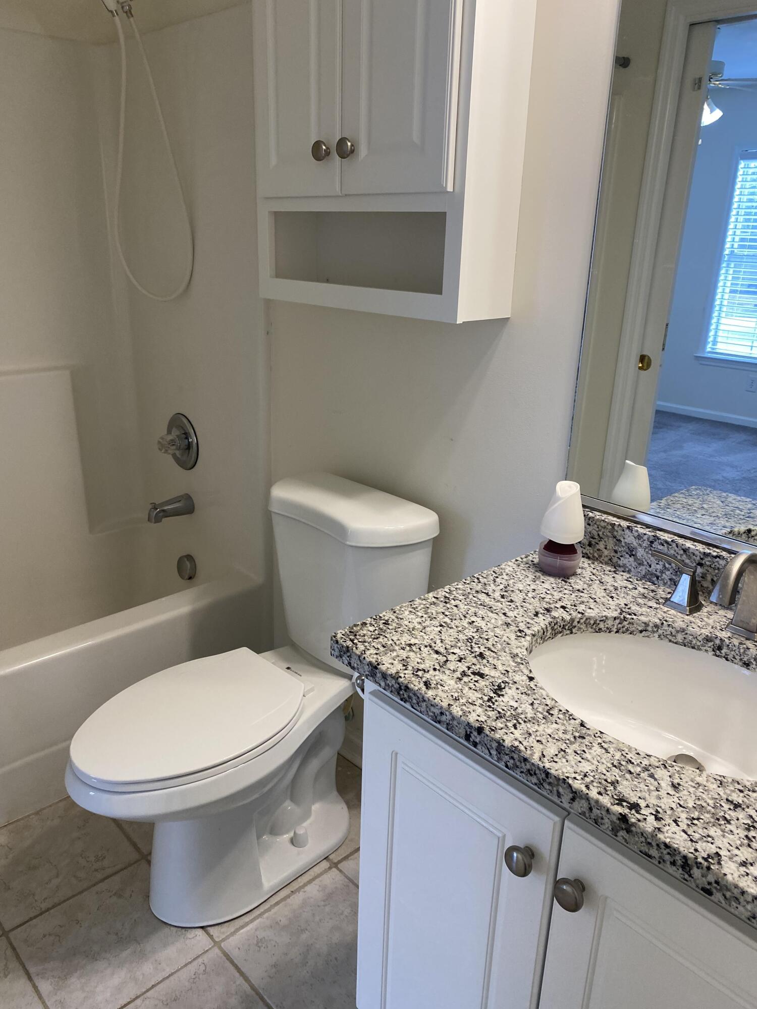 125 W Middlebury Lane SW, 0