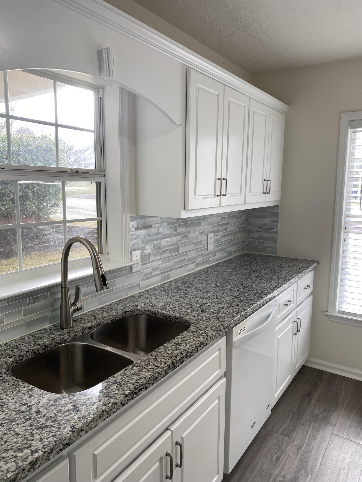 125 W Middlebury Lane SW, 0