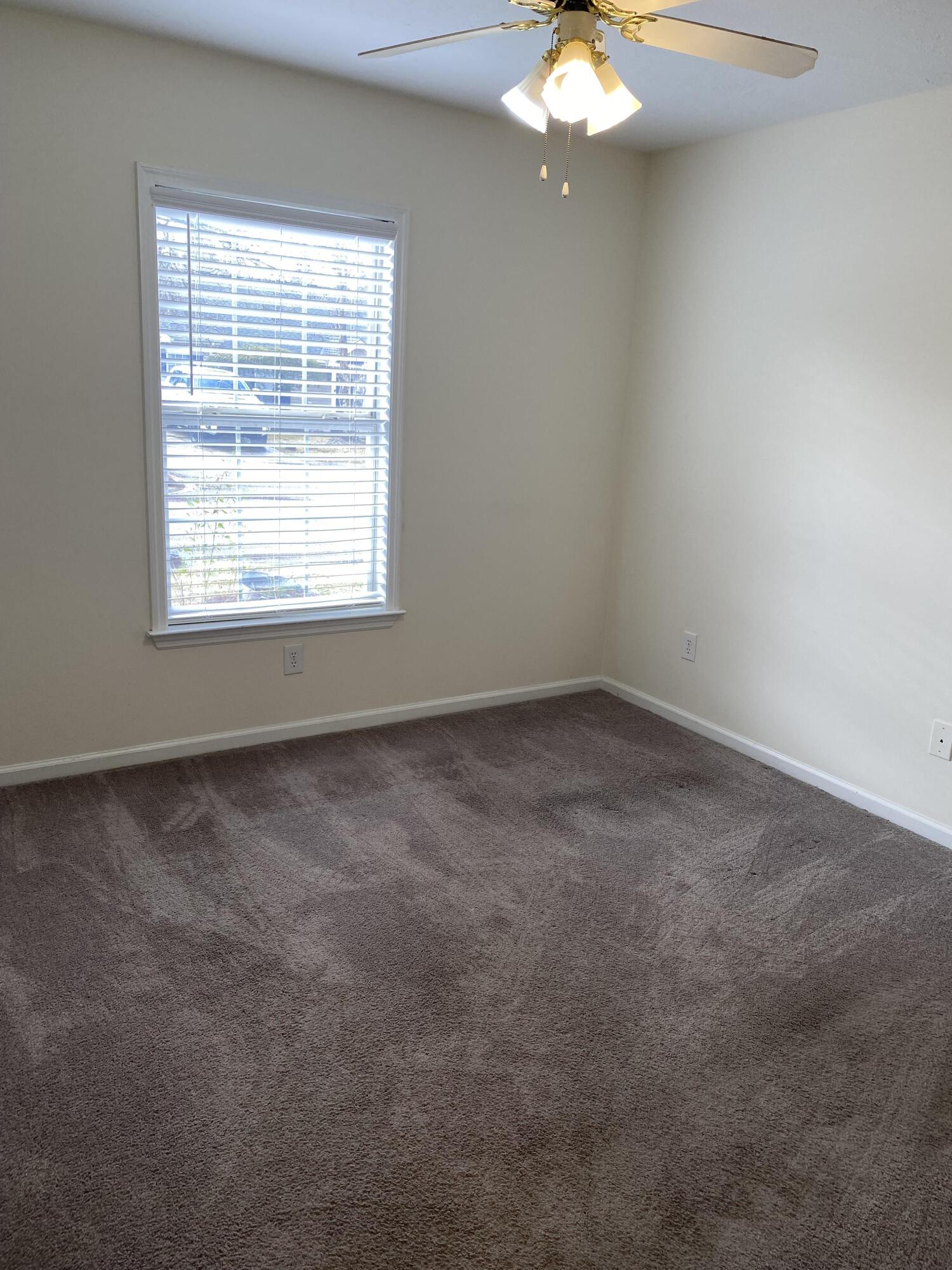 125 W Middlebury Lane SW, 0