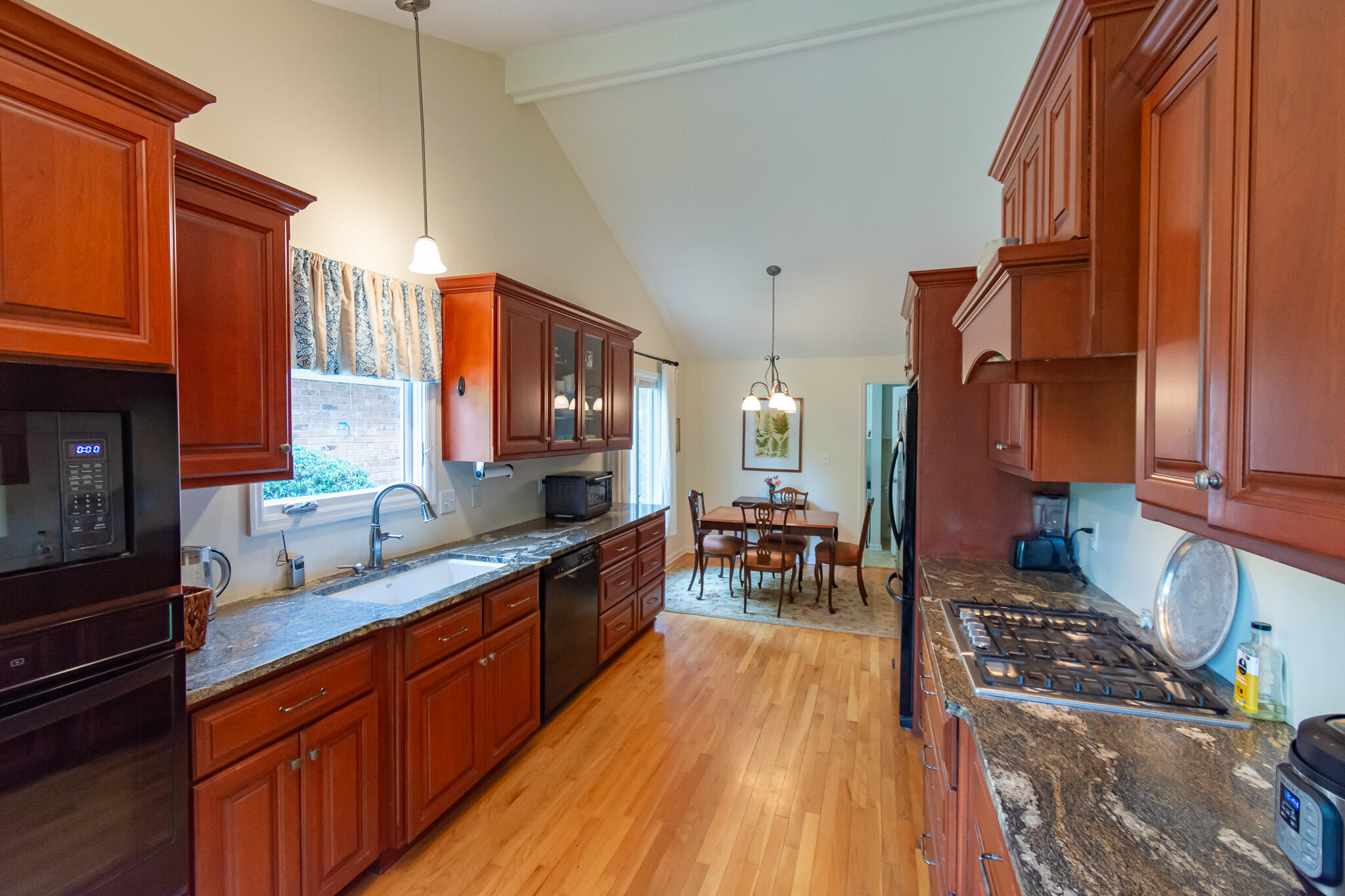 112 Cherry Hills Drive