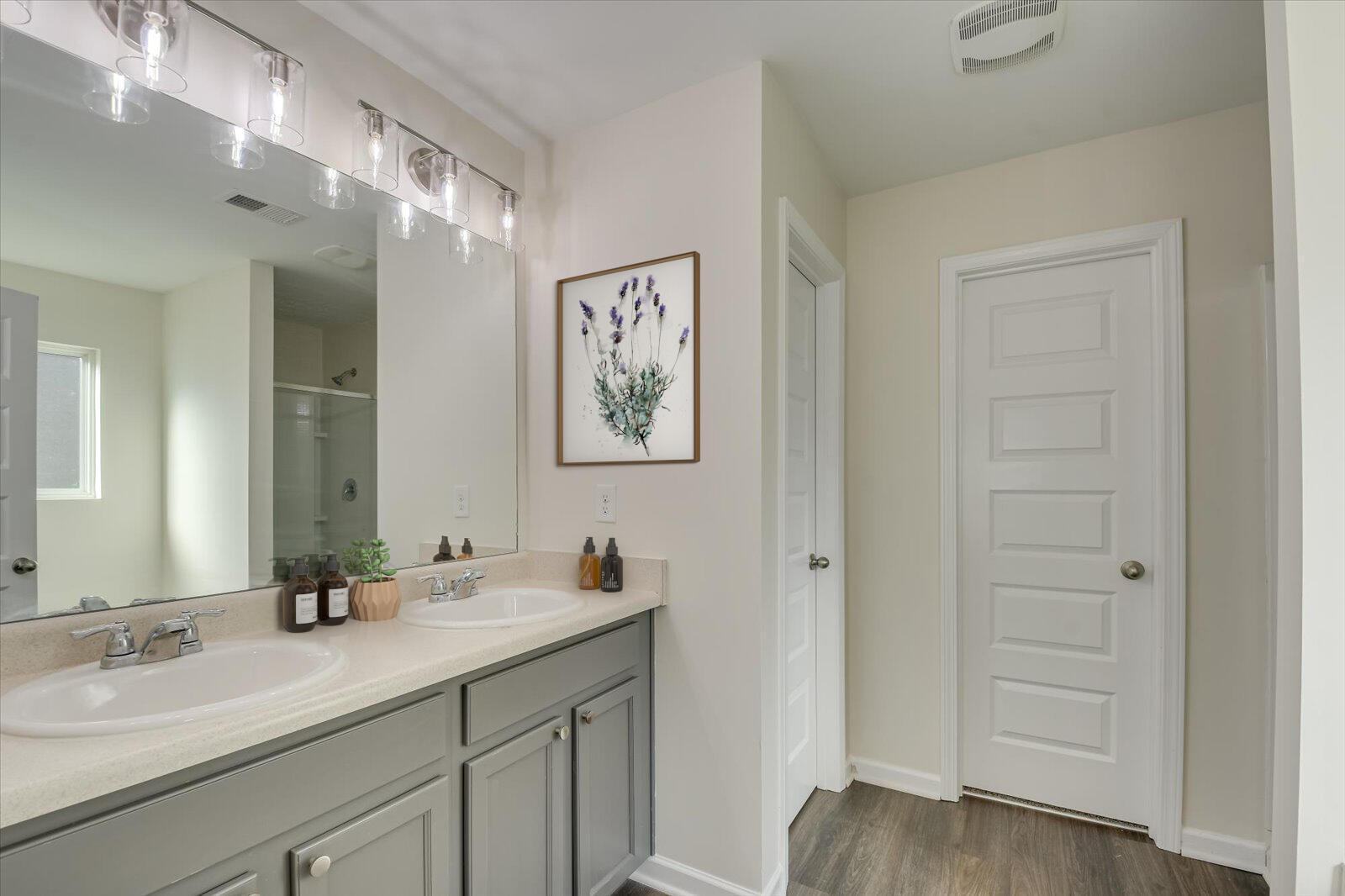 3025 White Gate Loop