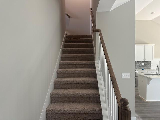 655 Broadsword Way