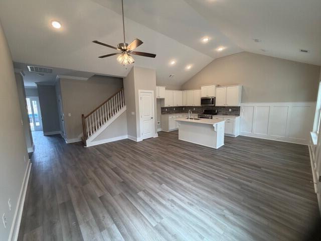 655 Broadsword Way