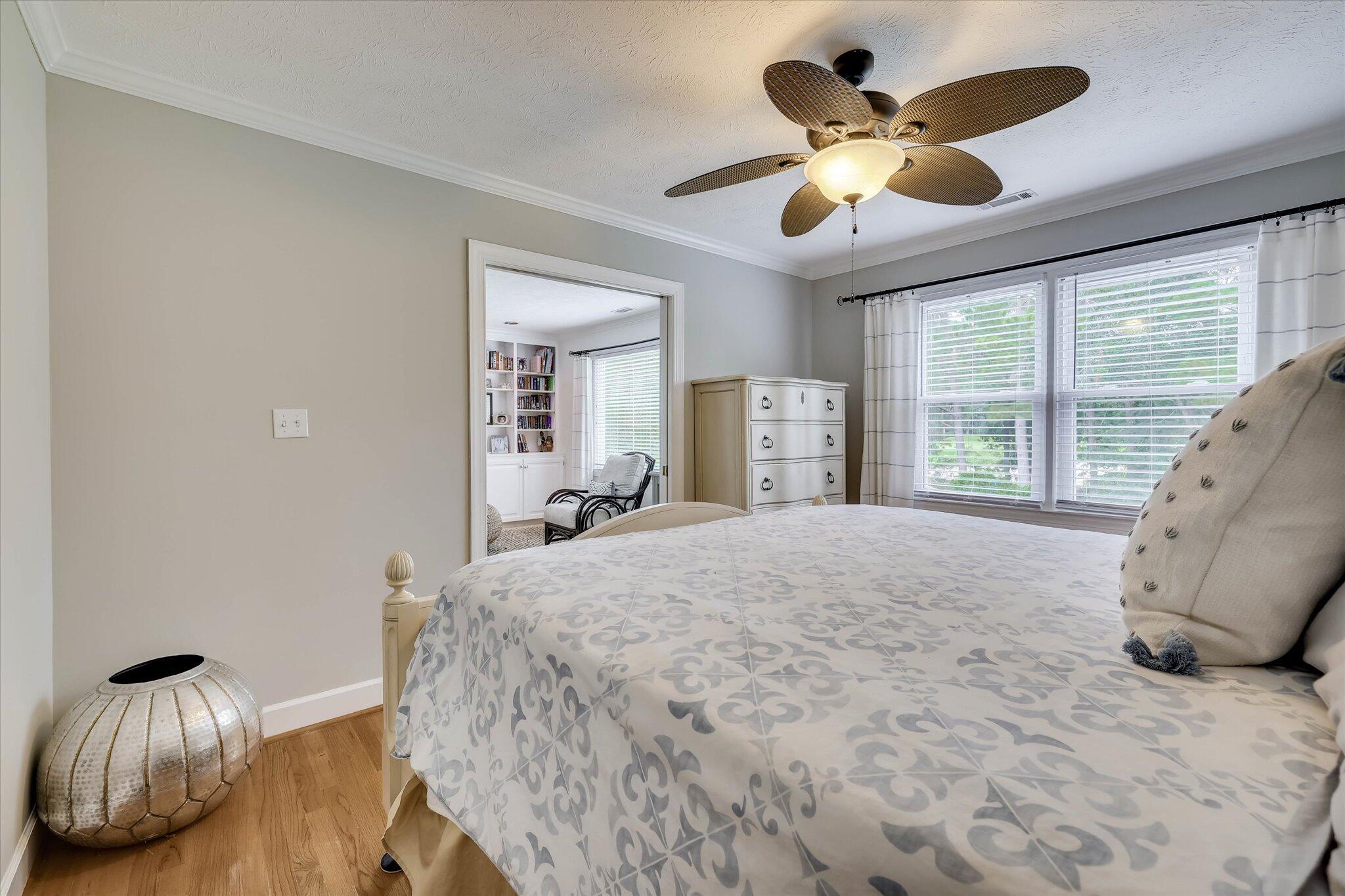 100 Yellow Pine Road