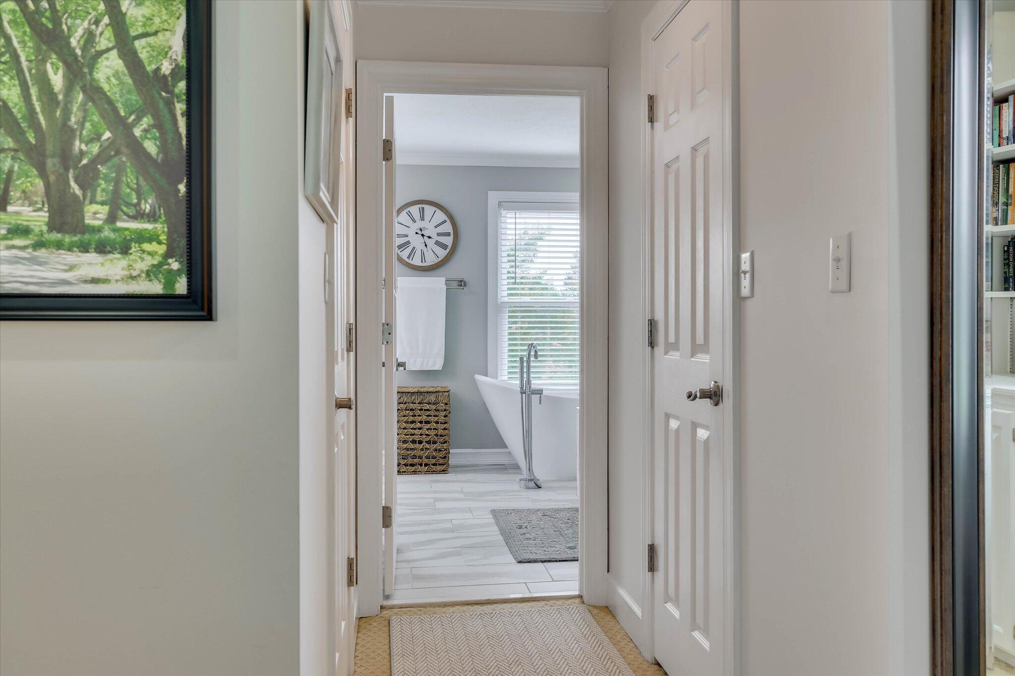 100 Yellow Pine Road