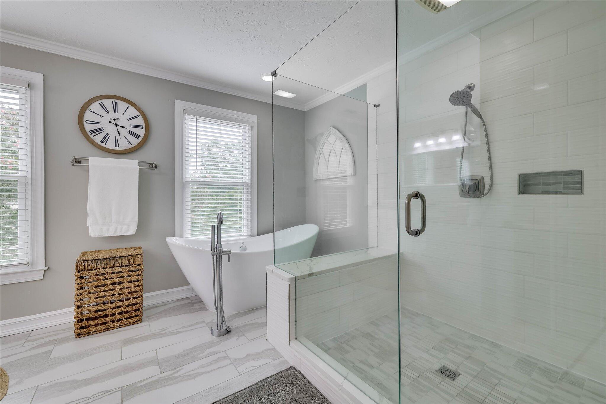 100 Yellow Pine Road